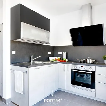 Lille Sort Hus Hébergement de vacances *