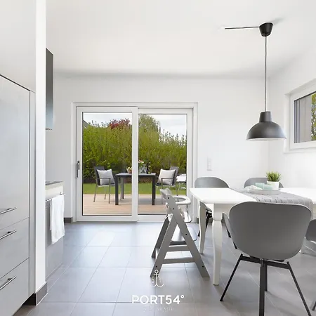 Lille Sort Hus Hébergement de vacances *